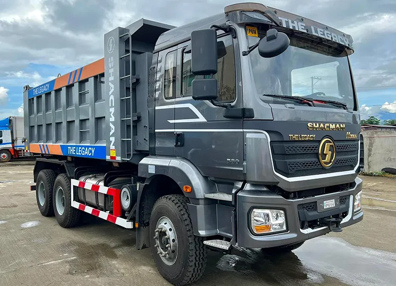 Shacman F3000 Fuel Tanker Trucks 6X4 20mÂ³